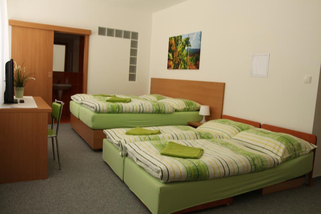 Penzion Bobule Stare Mesto  Стая снимка